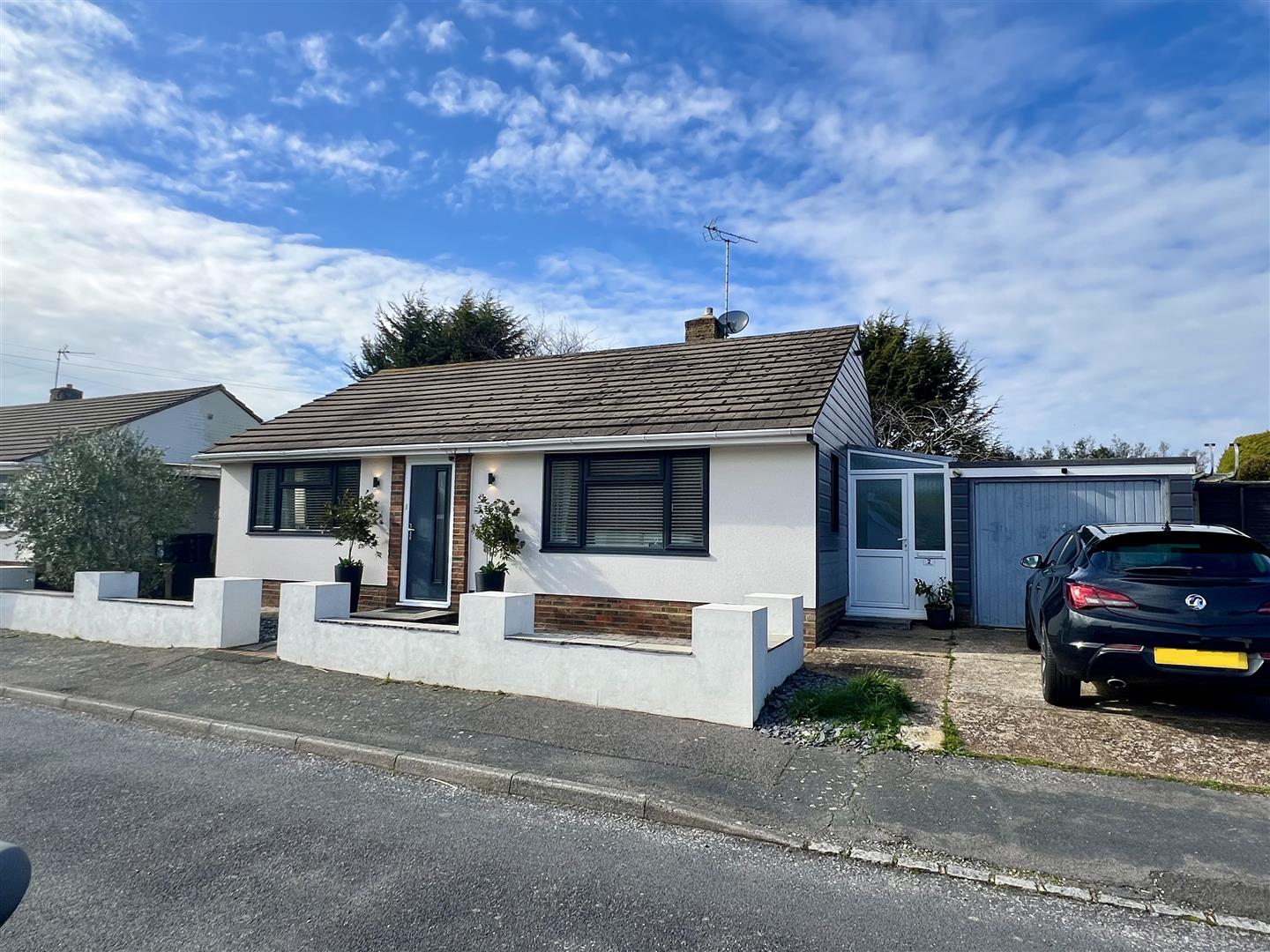 Property Details for Willow Drive, Polegate Town Property Estate